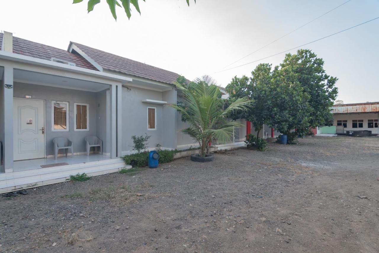 Hotel Markoni Pamanukan Mitra Reddoorz Pamanukan Hilir Extérieur photo