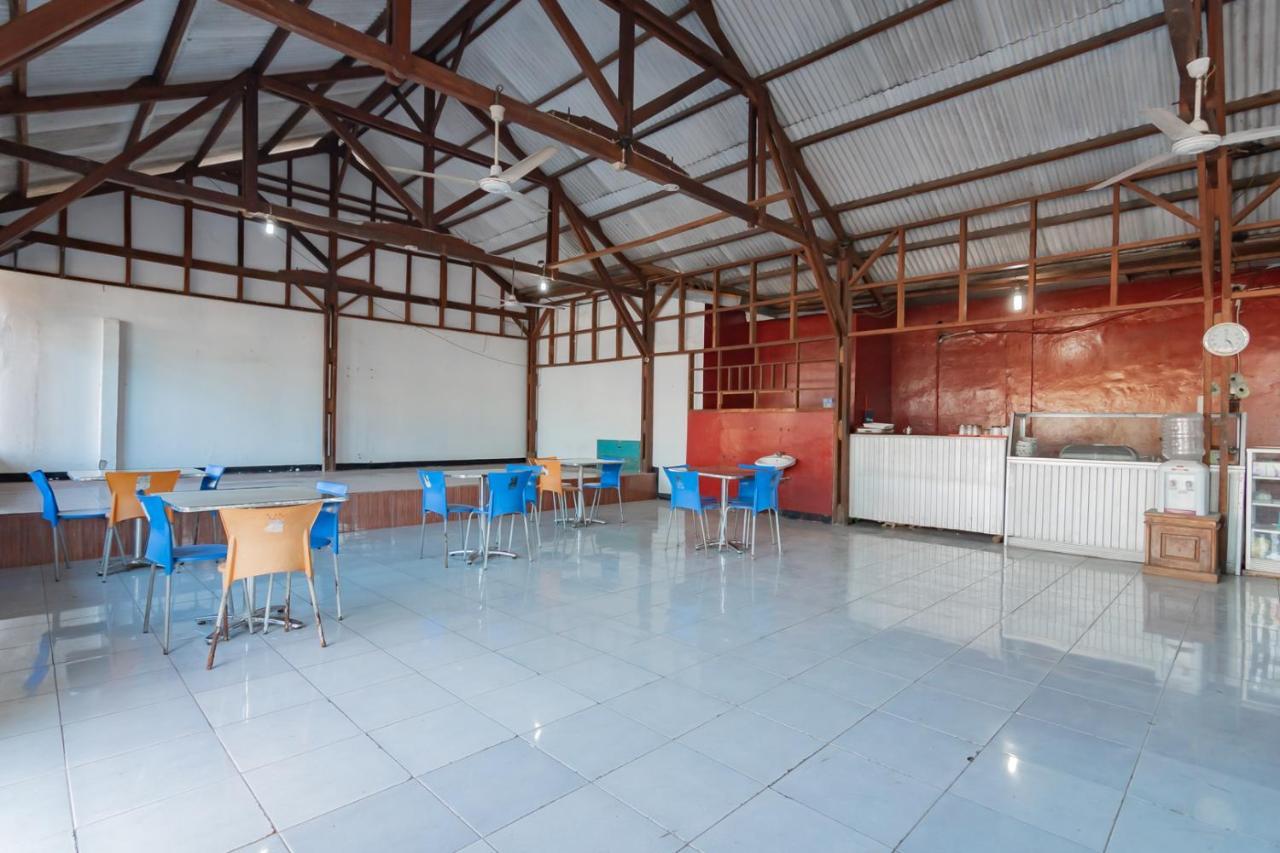 Hotel Markoni Pamanukan Mitra Reddoorz Pamanukan Hilir Extérieur photo