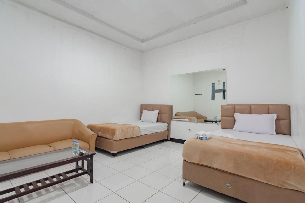 Hotel Markoni Pamanukan Mitra Reddoorz Pamanukan Hilir Extérieur photo