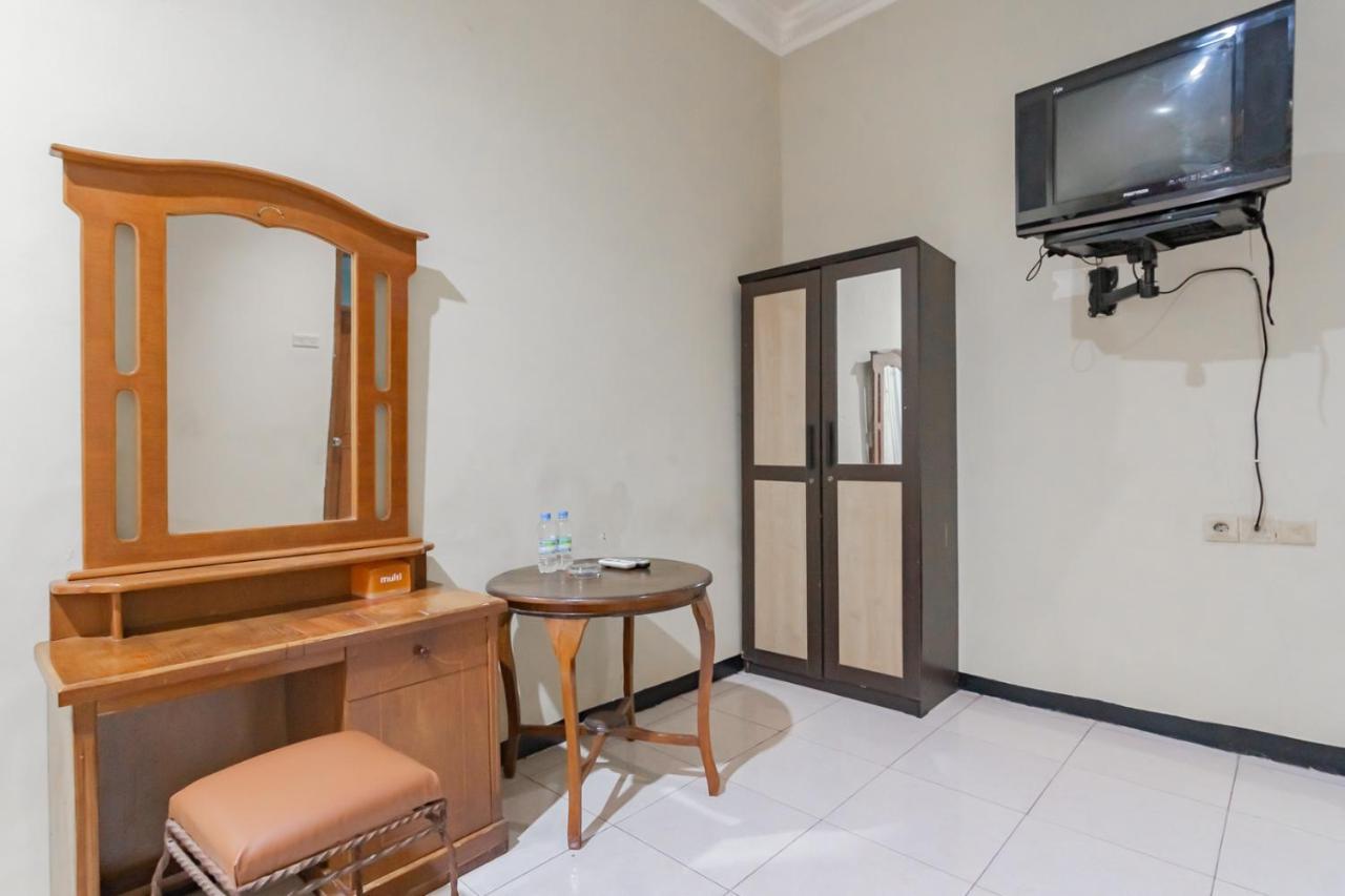 Hotel Markoni Pamanukan Mitra Reddoorz Pamanukan Hilir Extérieur photo