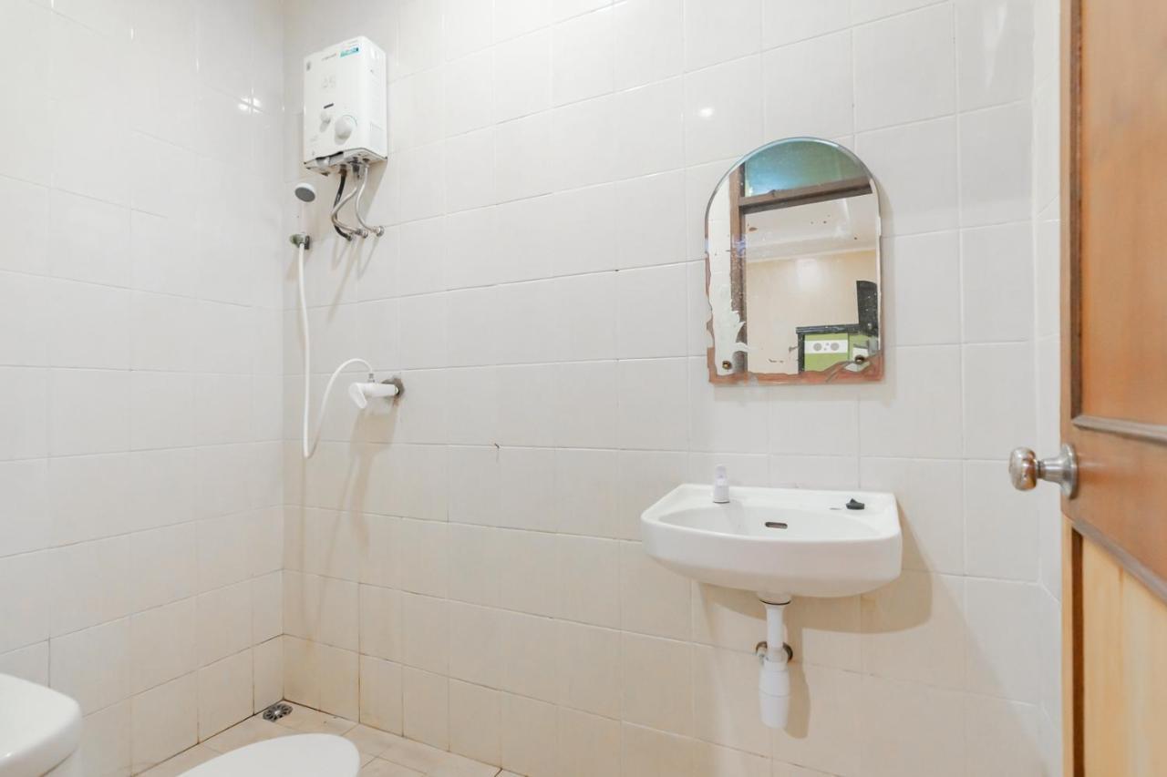Hotel Markoni Pamanukan Mitra Reddoorz Pamanukan Hilir Extérieur photo