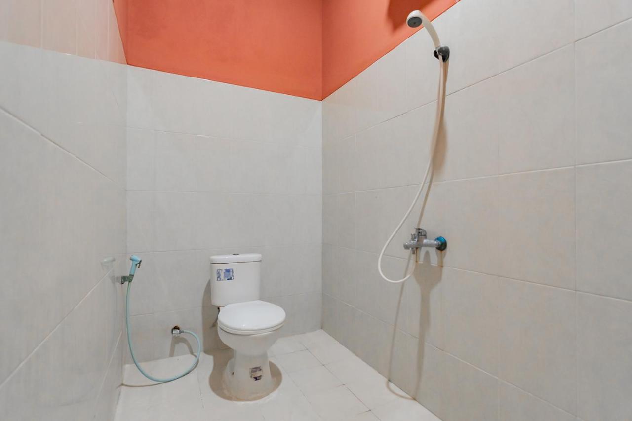 Hotel Markoni Pamanukan Mitra Reddoorz Pamanukan Hilir Extérieur photo
