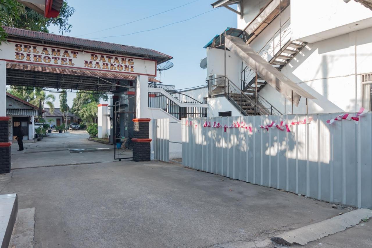 Hotel Markoni Pamanukan Mitra Reddoorz Pamanukan Hilir Extérieur photo
