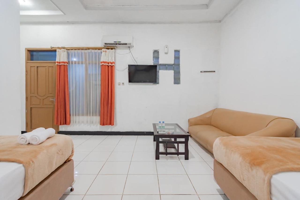 Hotel Markoni Pamanukan Mitra Reddoorz Pamanukan Hilir Extérieur photo