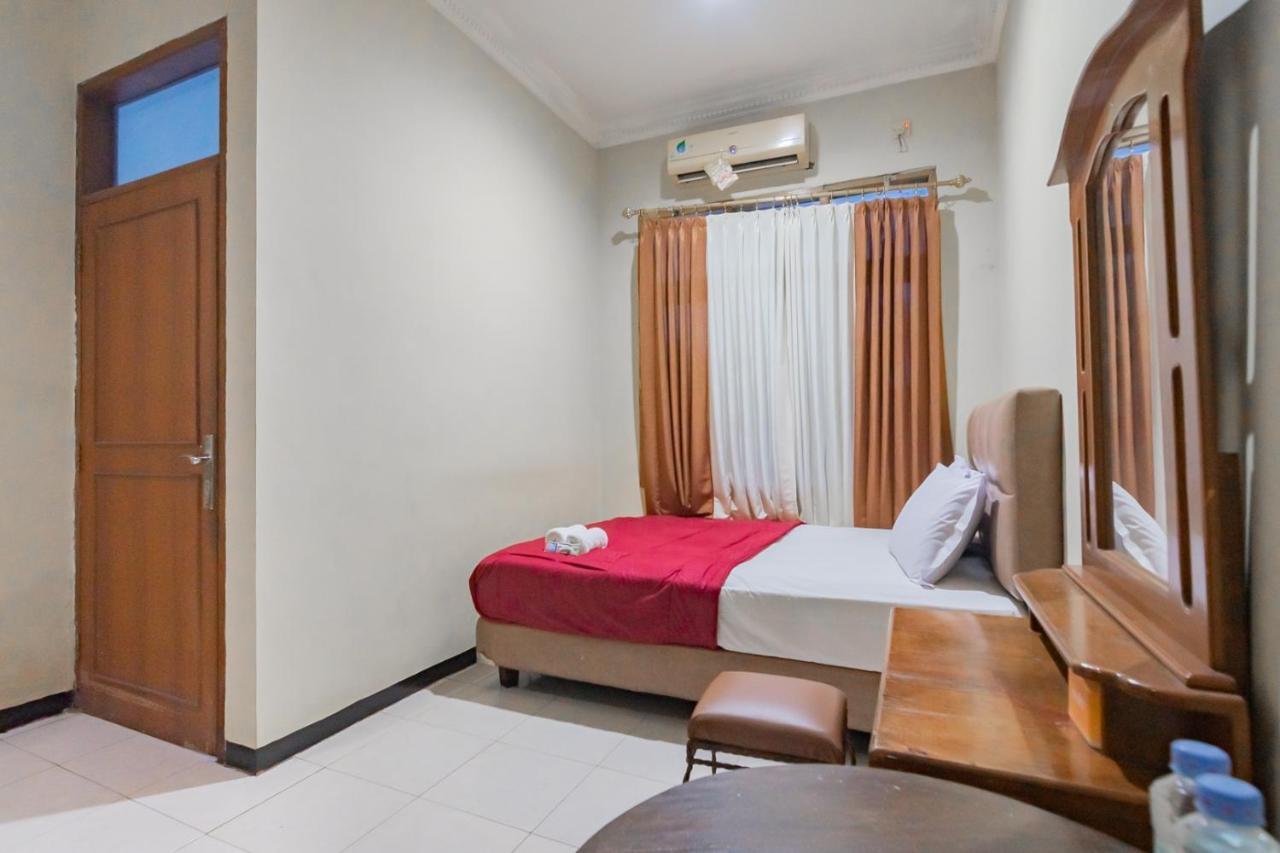 Hotel Markoni Pamanukan Mitra Reddoorz Pamanukan Hilir Extérieur photo